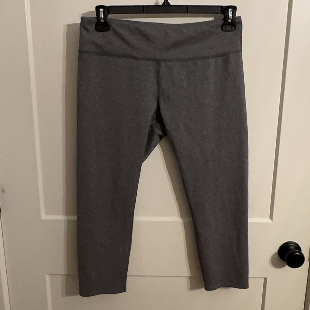 REI Co-op Leggings Sz L Gray Capri Knit High Waist Stretch Hiking Yoga Gym